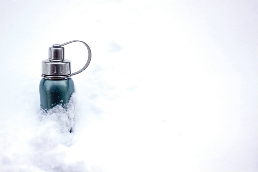 Frasco de água de aço inoxidável isolado frio / frio de Doublewall metálico - 17 oz. New Wave Enviro Products - Imagem 4