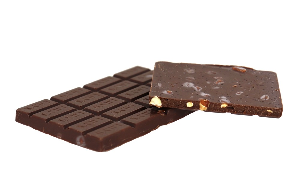 Barra de chocolate ao leite 40 % amêndoa salgada com cacau - 3 oz. Lily's - Imagem 3