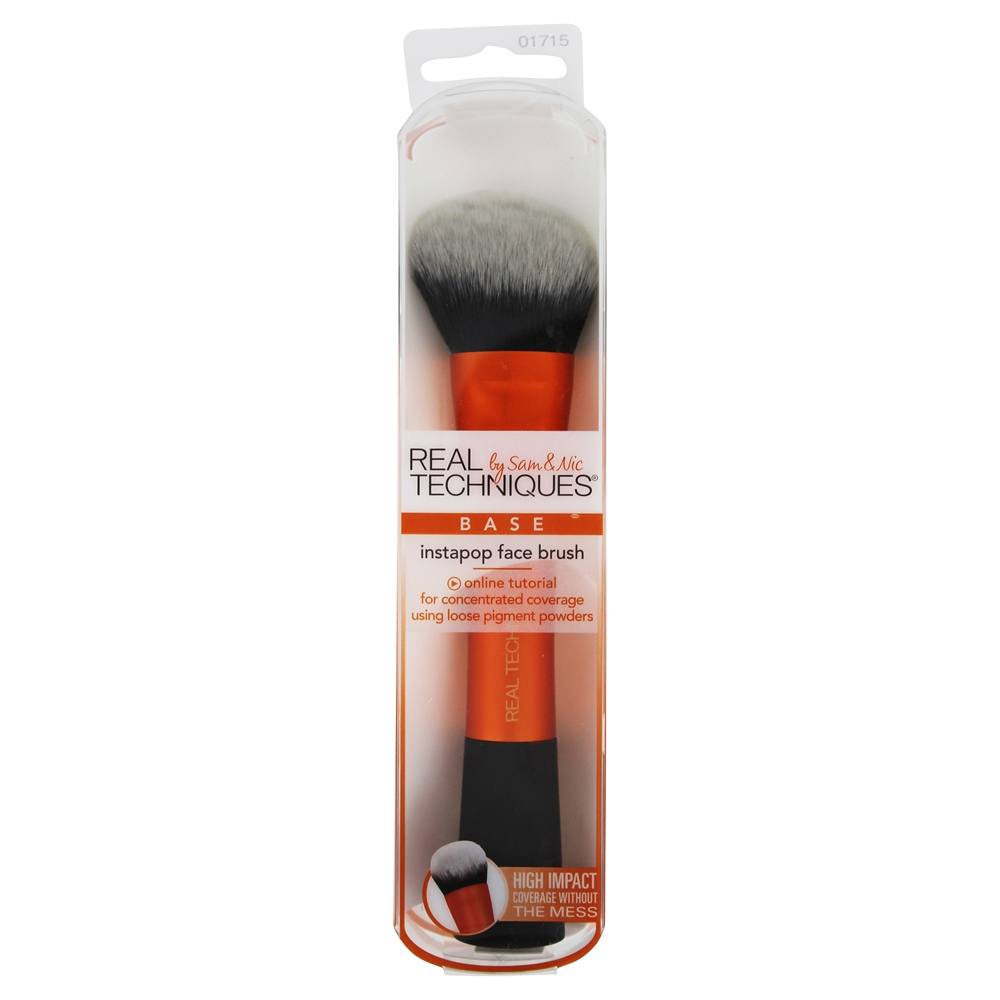 Pincel facial de base Instapop Real Techniques