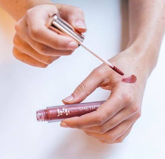 Luxo Creme Mates Líquido Batom Terra - 0.14 fl. oz. Jolii Cosmetics - Imagem 7