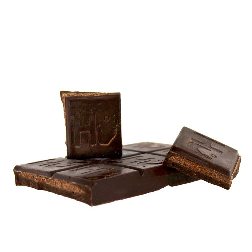 Barra de Chocolate Escuro Orgânico Caju & Geléia de Framboesa - 2.1 oz. Hu - Imagem 3